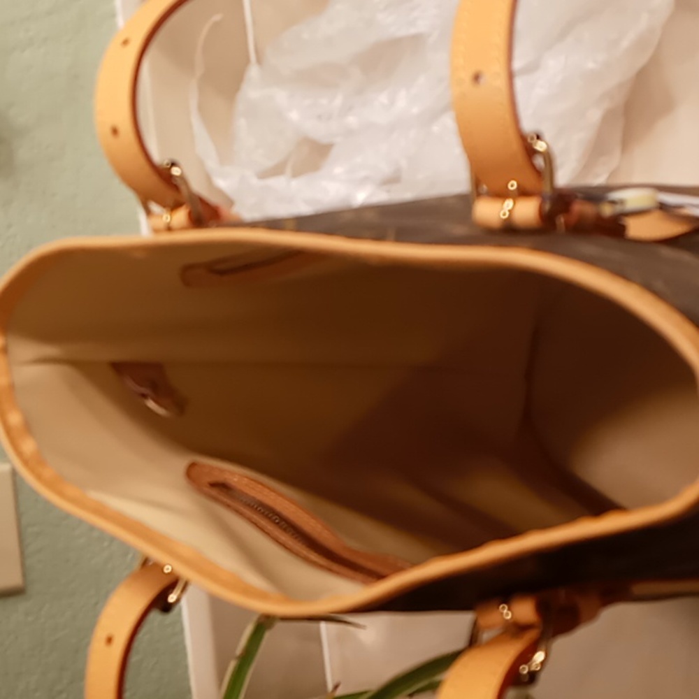L V Bucket In Excellent Condition - image 4